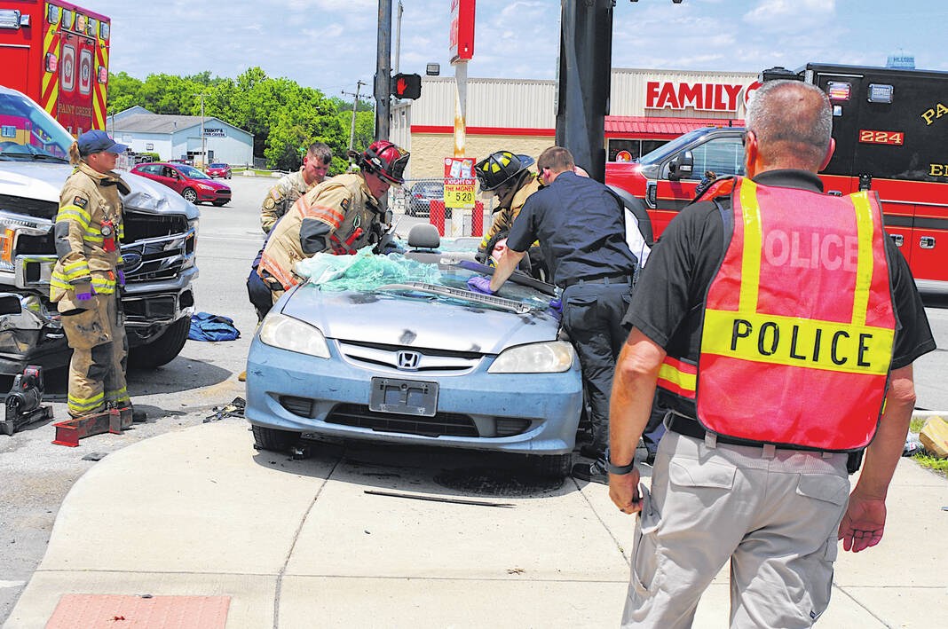 Two-vehicle crash on West Main Street – Hillsboro Times Gazette